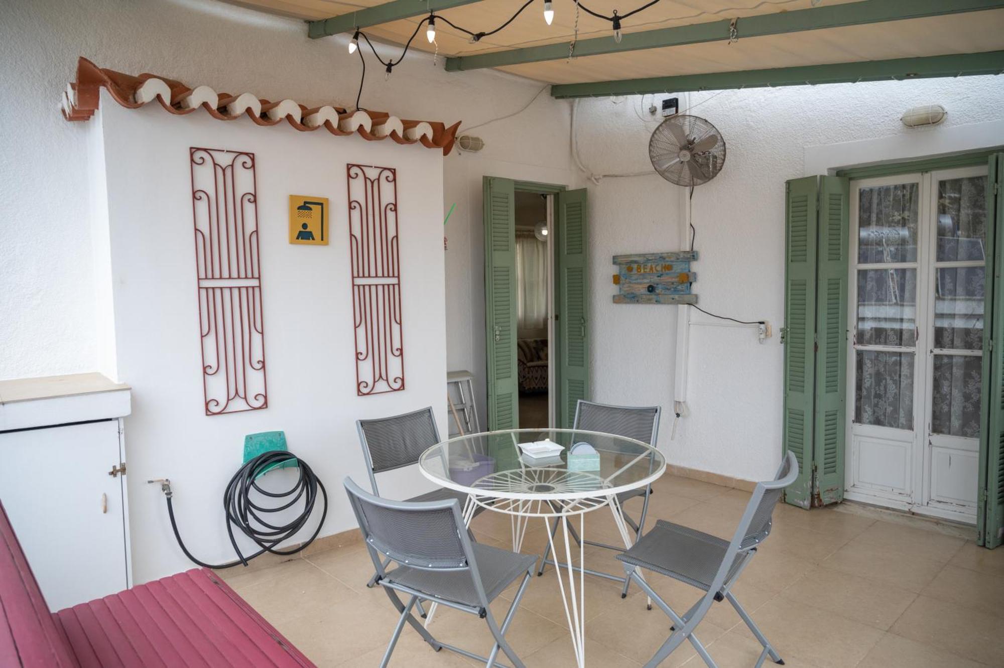 Nadia'S Place Poros Town Exterior photo